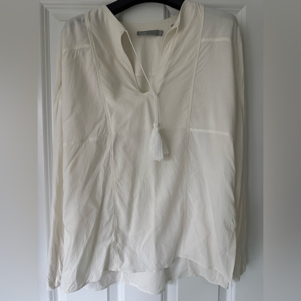 Vince. Women's long sleeve v neck with toggles Caribbean top size XS